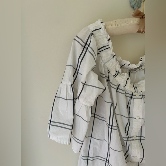 A&F Plaid Off the Shoulder Blouse 
Size: Small
NWOT - Picture 4 of 11